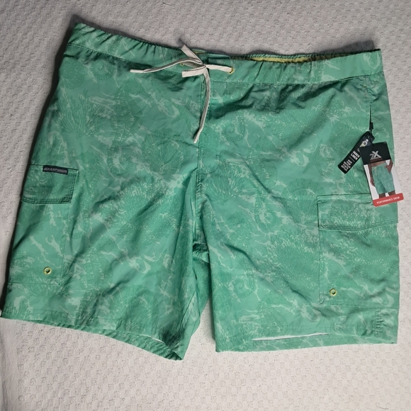 Men's XXL green swim shorts - Picture 2 of 6